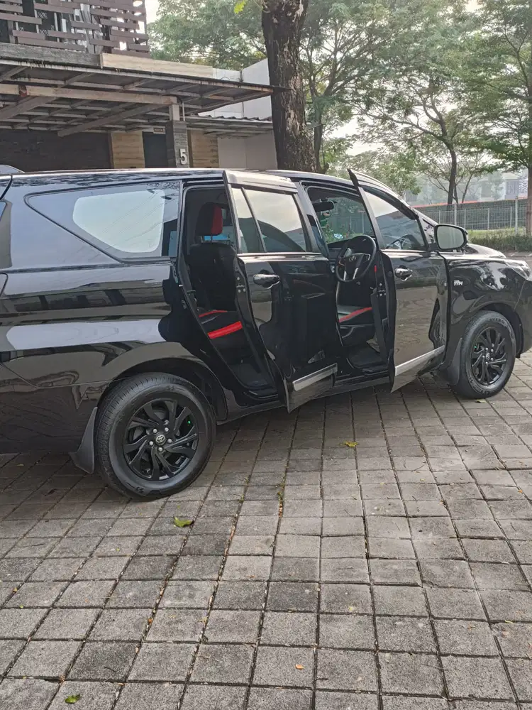 Toyota Kijang Innova 2022 Bensin