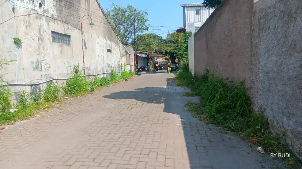 TANAH  PADAT STRATEGIS  CISARANTEN ARCAMANIK