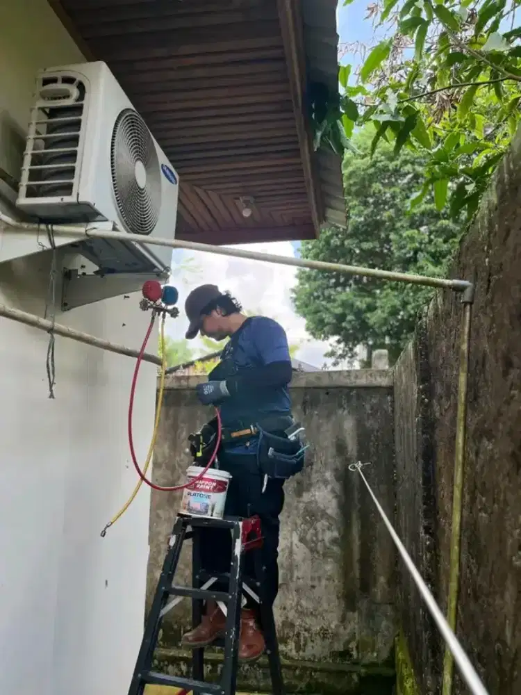 Service AC bongkar pasang AC