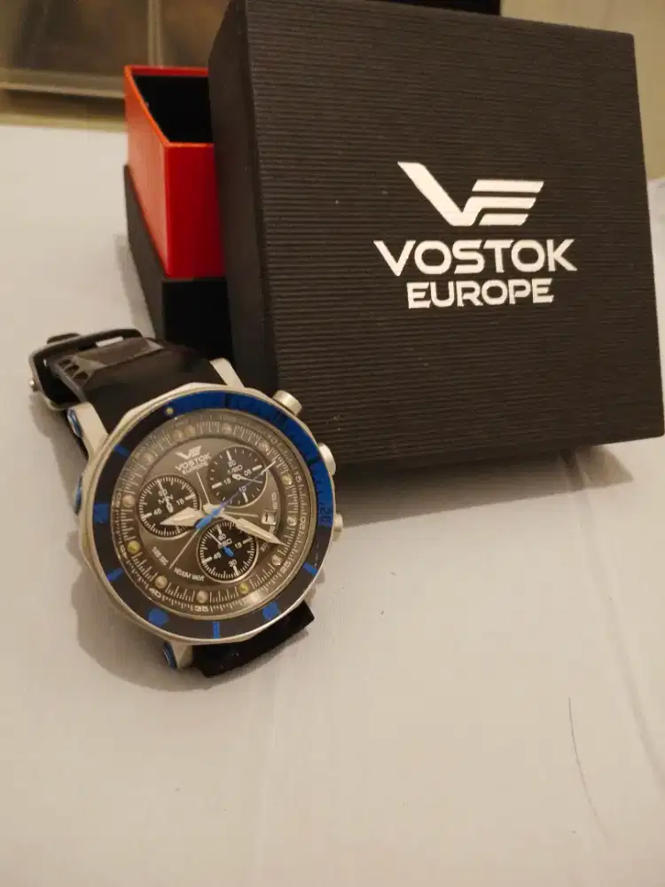 Jam Tangan Pria VOSTOK