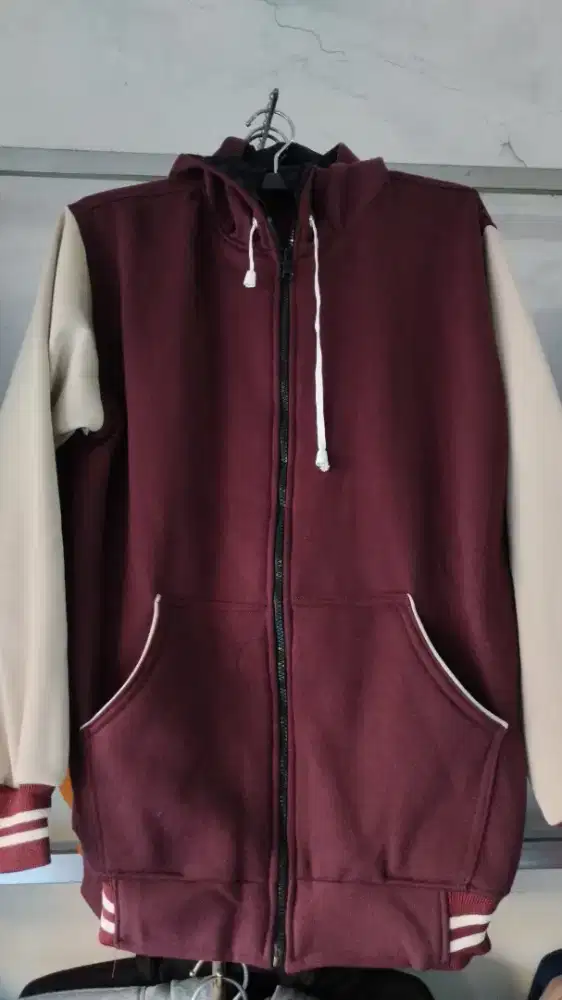 Jaket Varsity Premium Polos Bahan cotton