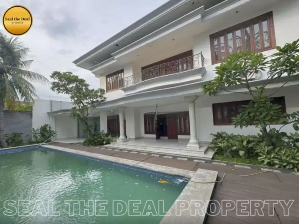Disewakan Rumah Luas di Area Menteng Jakarta Selatan Std672