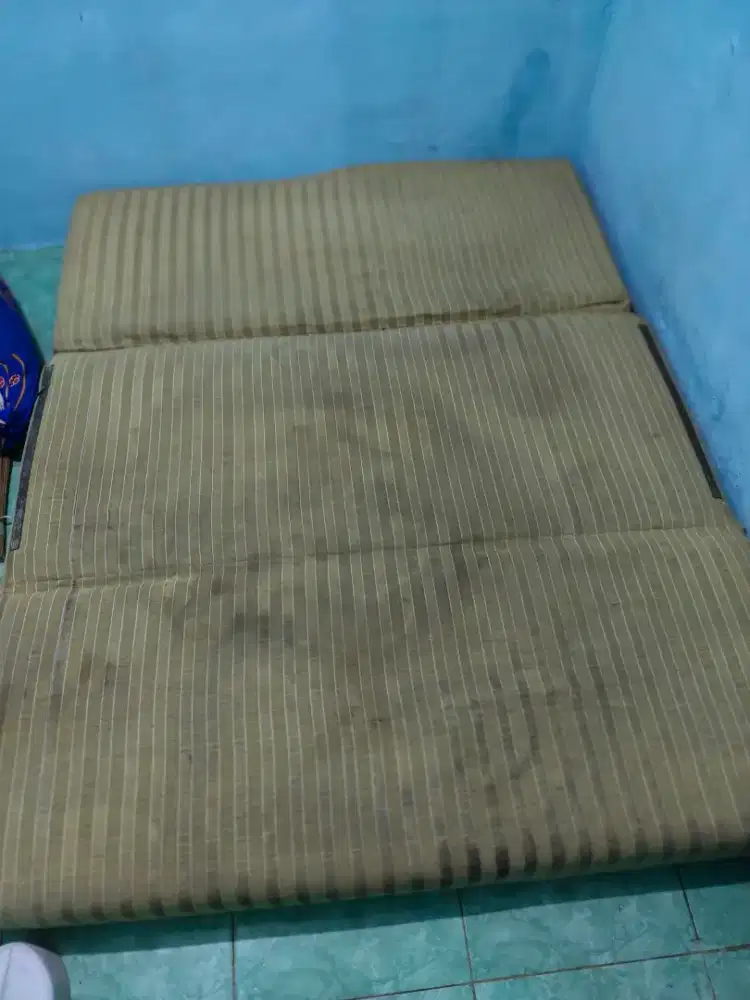 Kasur springbed lipat