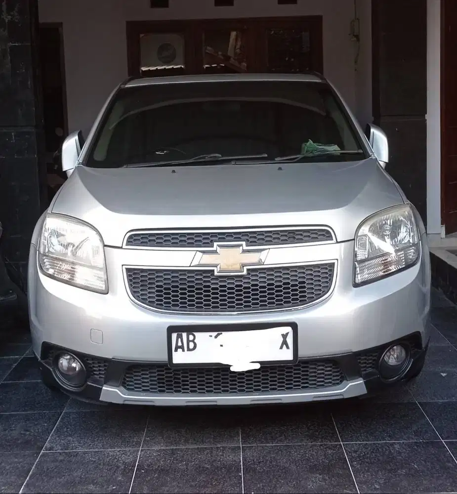 Chevrolet Orlando LT tahun 2012