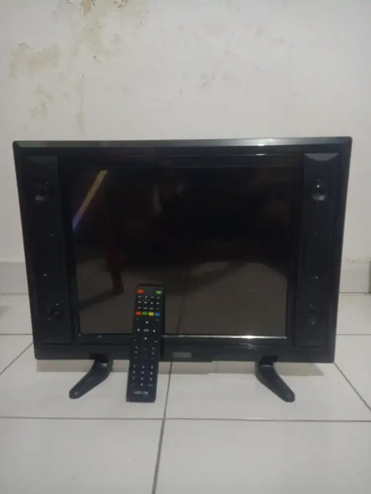 Dijual tv Weyon 24
