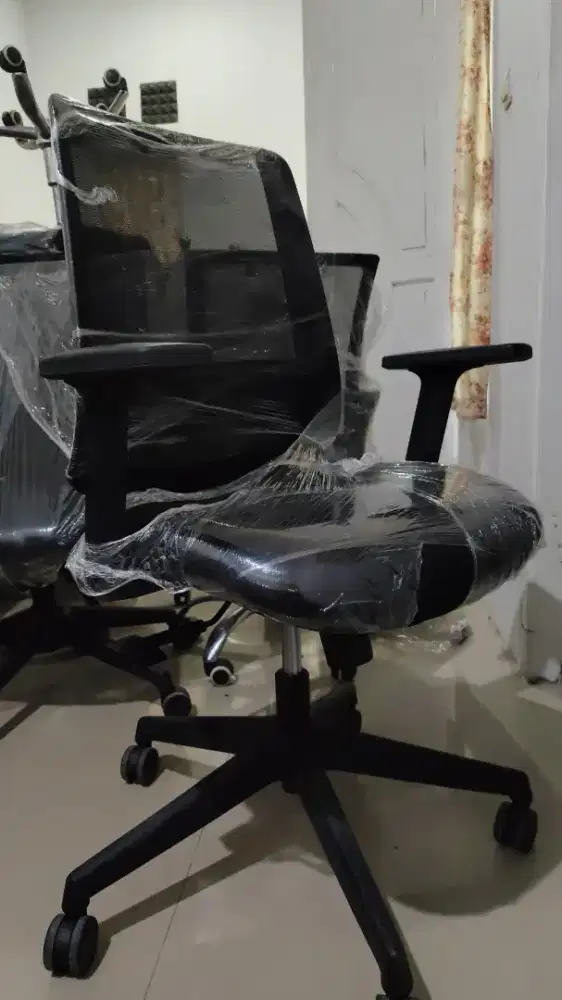 Kursi vinoti ex kantor