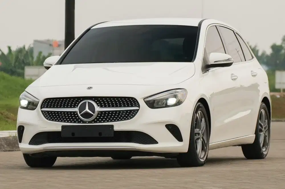 Sayang Keluarga! Mercedes Benz B200 1.3 Progressive Line 2020 innova