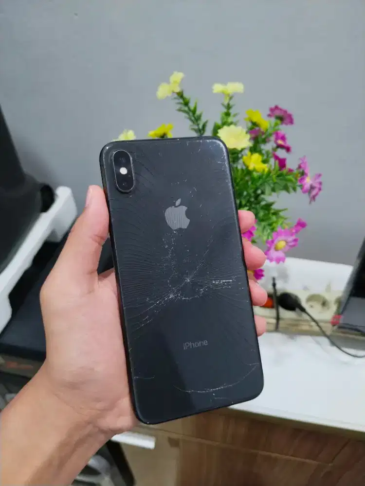 Iphone xs max 64