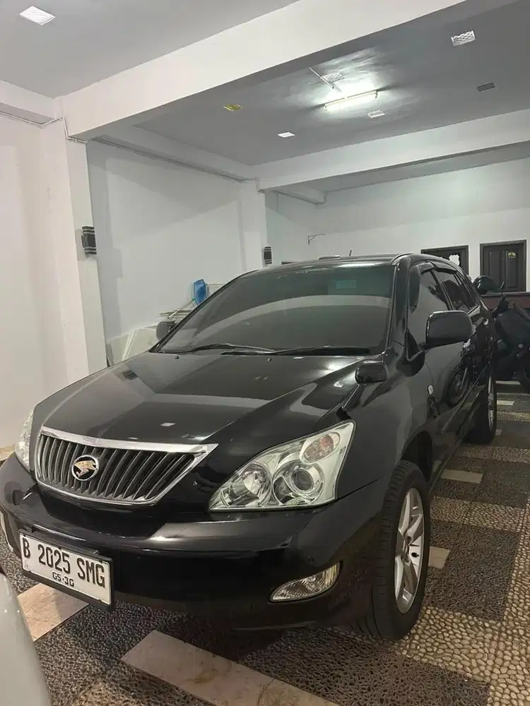 Toyota Harrier AT 240G 2011