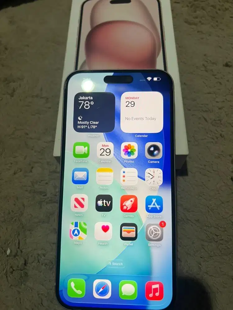 I phone 15 plus Pink