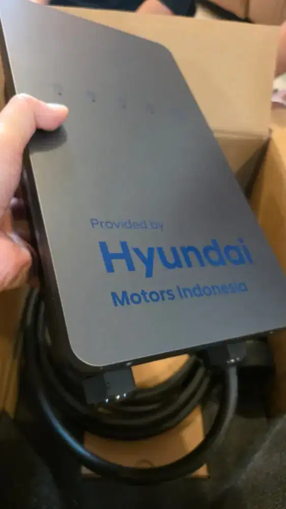 Wall charger hyundai