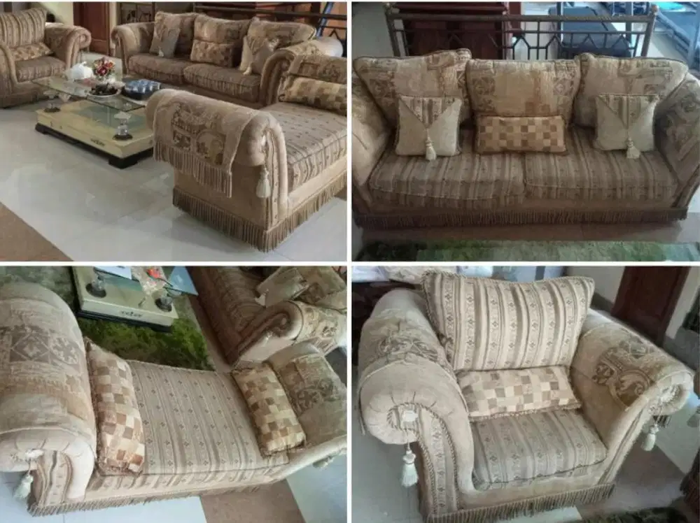 Sofa Komplit dengan Meja Kaca.