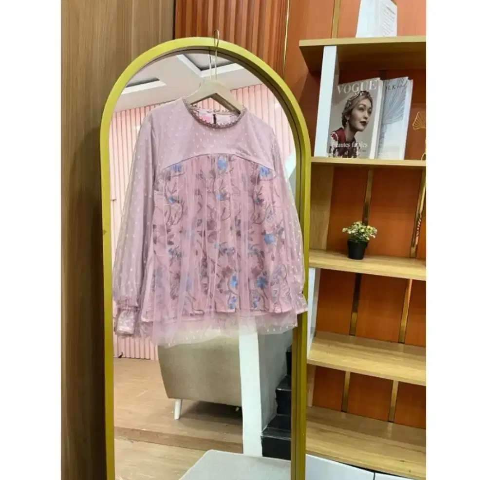 AVIKA BLOUSE BRUKAT + TULLE