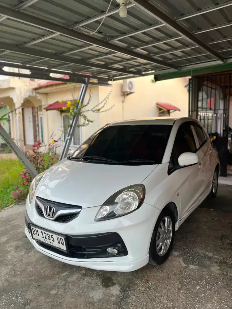 HONDA BRIO E 2013