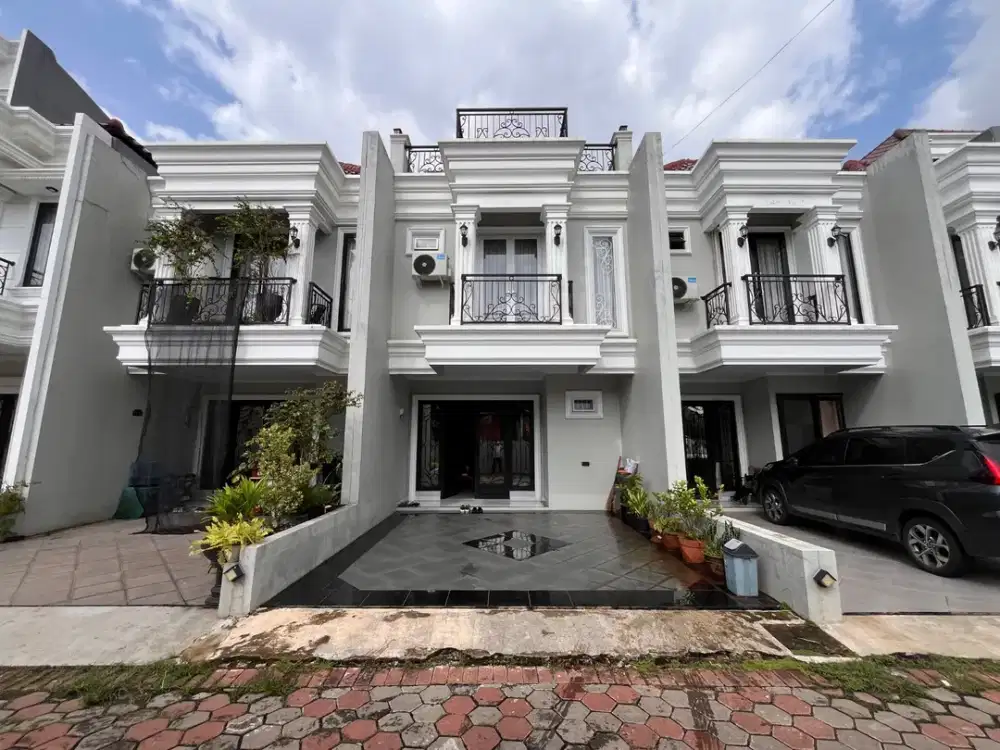 JUAL RUMAH SEMI FURNISH 3  LANTAI LENTENG AGUNG JAKARTA SELATAN