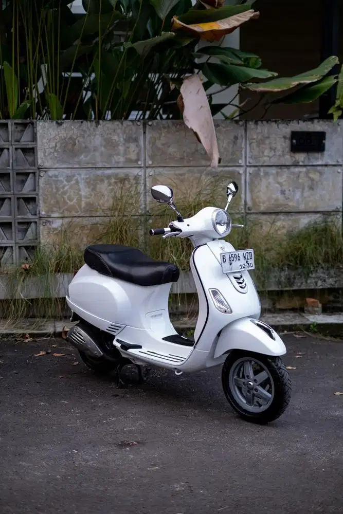 VESPA LX 150 2vie 2011