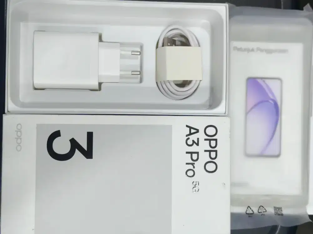 oppo A3 pro 5G 8/256 fullset mulus no minus