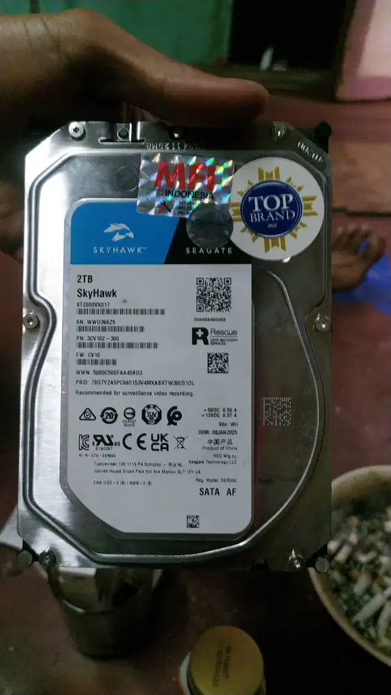 Jual murah hardisk sky hawk Seagate 2 TB MFI garansi masih ada 2 tahun
