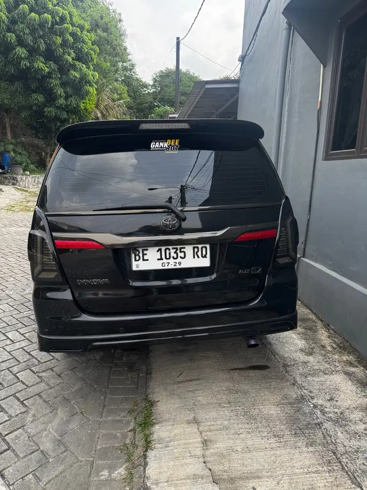 Toyota Kijang Innova 2012 Diesel
