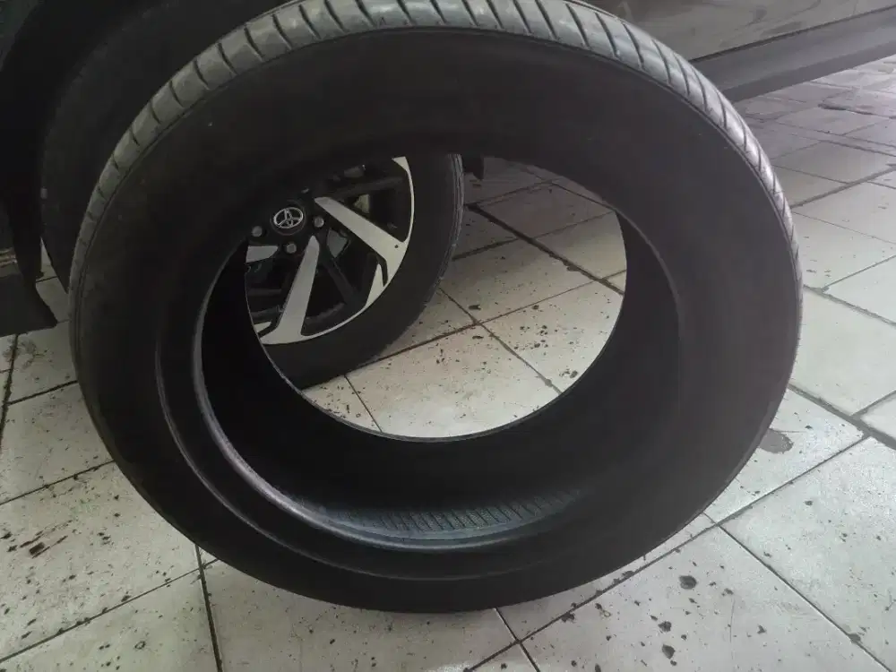 Jual ban 235 50 18