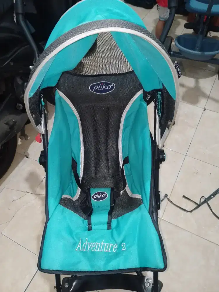Stroller Pliko Lipat Ringkas Bekas Kondisi Bersih Siap Pakai