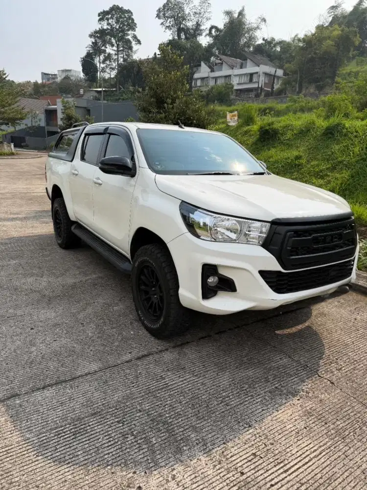 DIJUAL TOYOTA HILUX TIPE V th 2019 kondisi istimewa