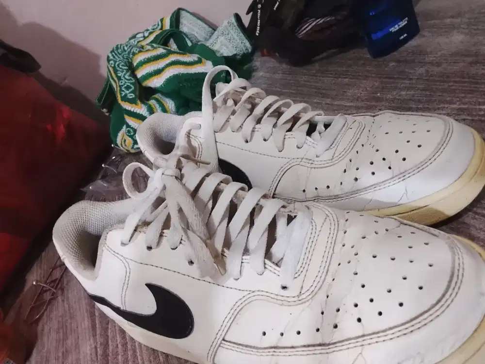 Nike 2987-101 white