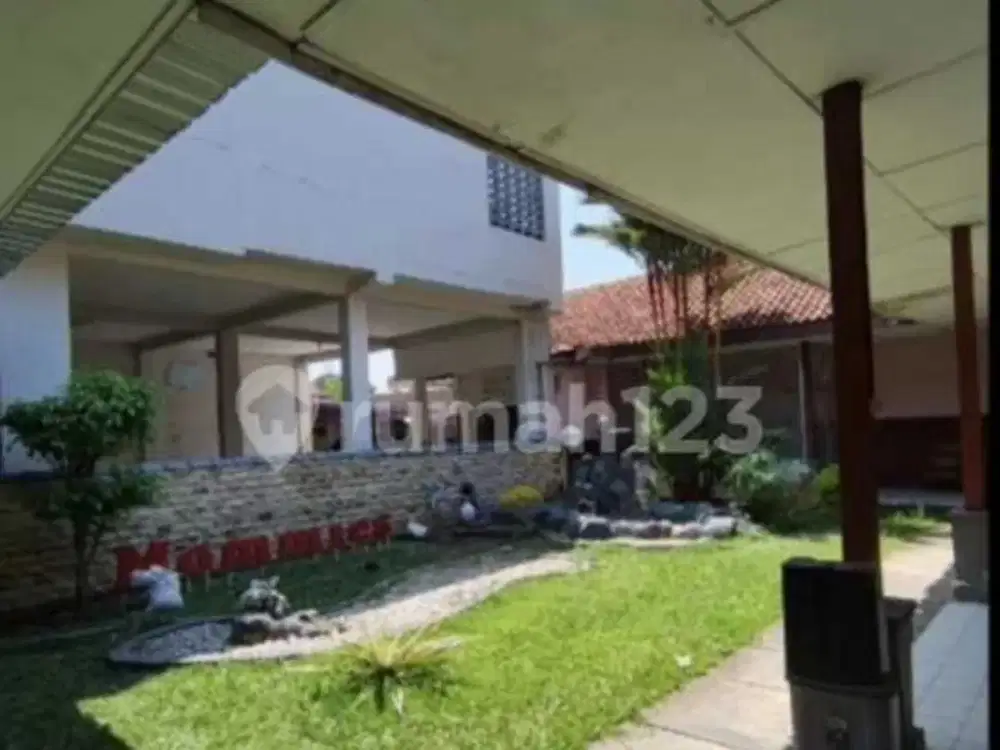 Disewakan Ruko Siap Huni,Super Strategis Lokasi Banjarsari,Solo Luas 600m2