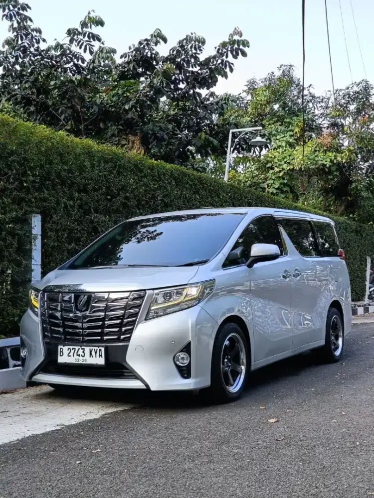 Alphard tipe G tahun 2017 mewah/tt boleh gan cash lebih bagus