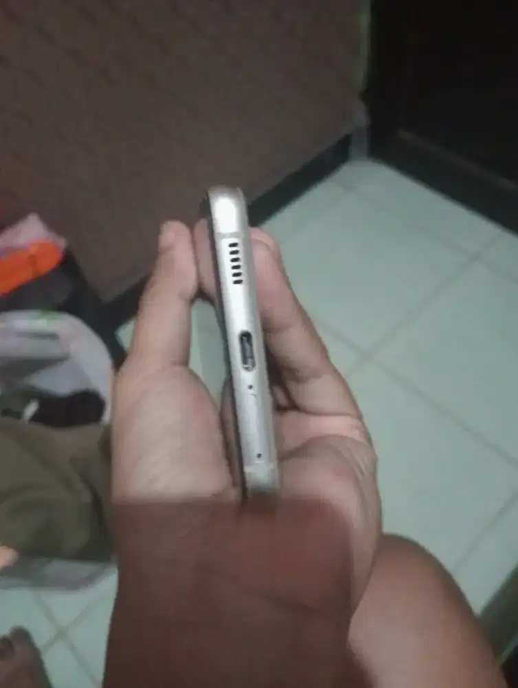 Samsung S21 FE Second