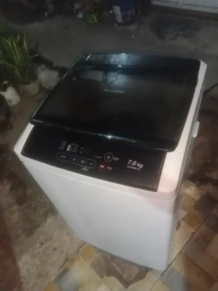 MESIN CUCI 1 TABUNG MASIH OTOMATIS MERK SHAR 7KG