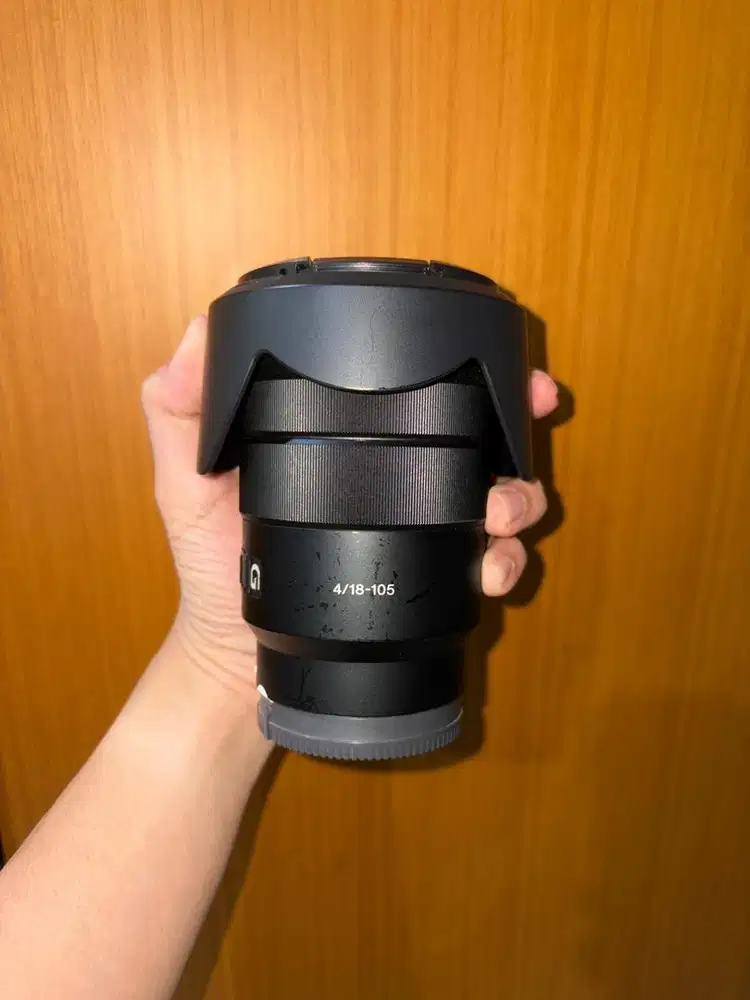 Lensa Sony E 18-105mm F4 G OSS