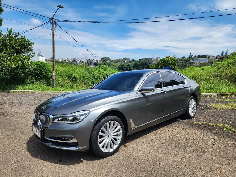 BMW 740Li 2016 Bensin