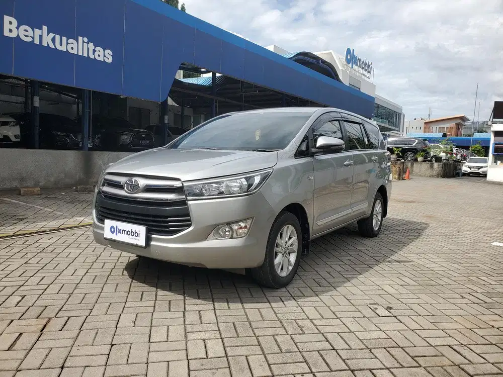 TDP 1 JUTA Toyota Kijang Innova 2.0 G Bensin-AT 2018 Silver C3UBT