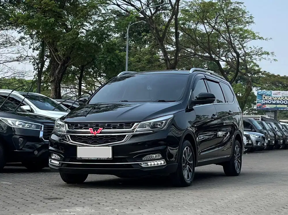 TERMURAH!! WULING CORTEZ 1.5 LT LUX+ CVT MATIC 2019 HITAM