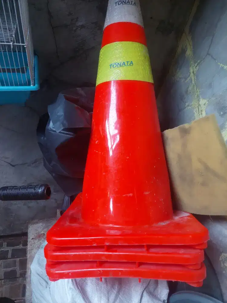 Safety trafic cone
