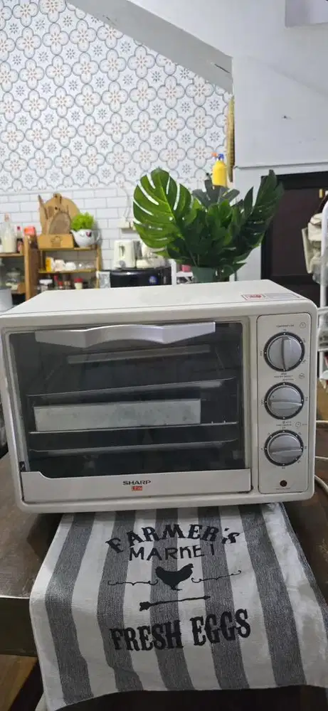 Di Jual Oven Second merek sharp EO-18L(W)