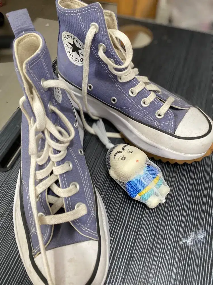 sepatu run star hike lugged high sepatu wanita  convers jw anderson