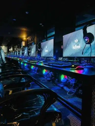 Lowongan Operator , Waitress , Cashier Esports Cafe