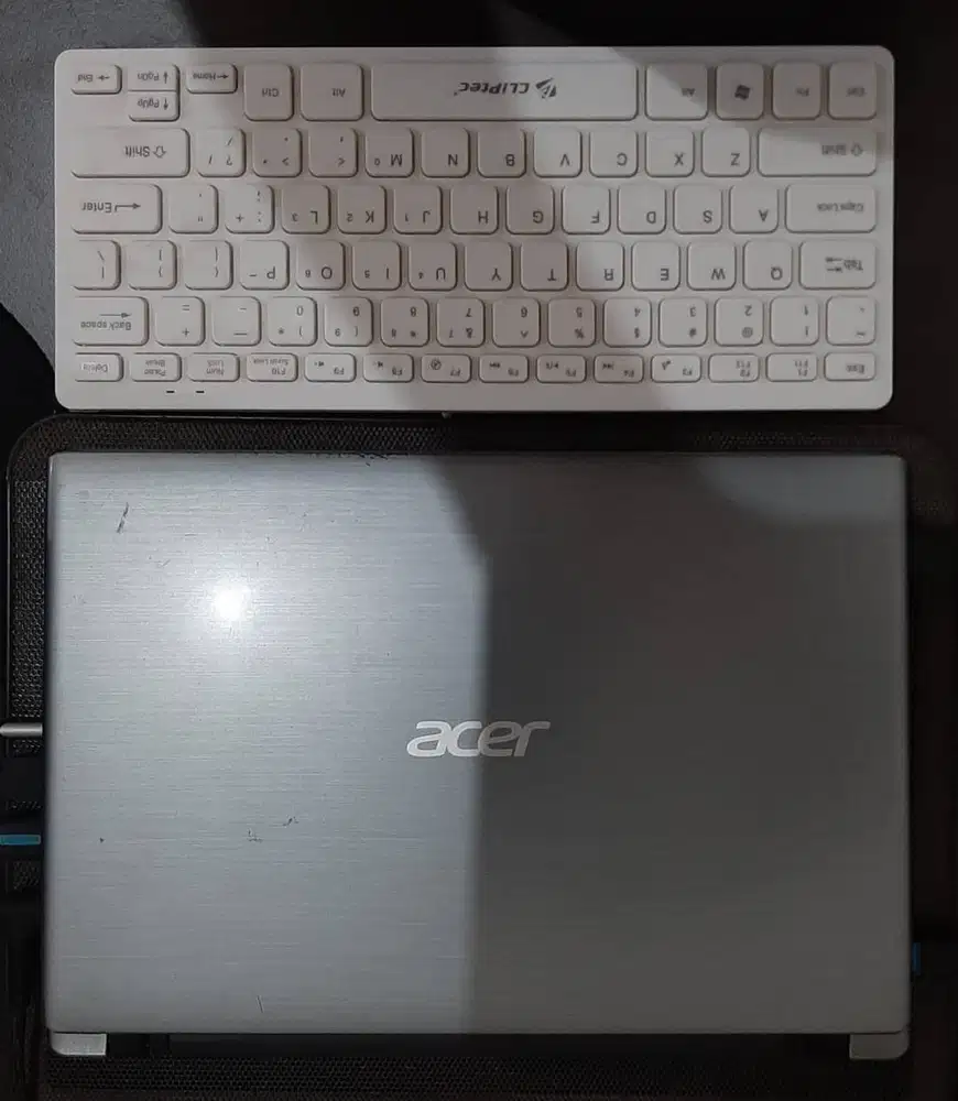 LAPTOP ACER V5-171 I3 DIJUAL MURAH DAN CEPAT