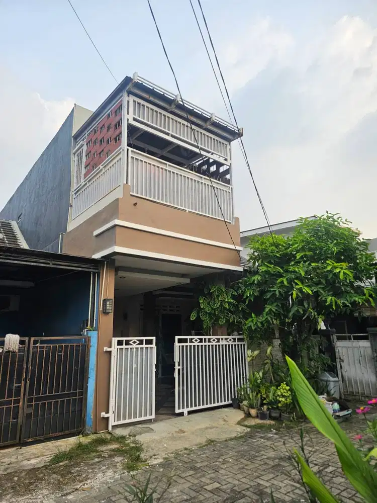 Dijual Rumah 2 Lantai dalam Perumahan-5 Menit Dari Pintu Tol Sawangan