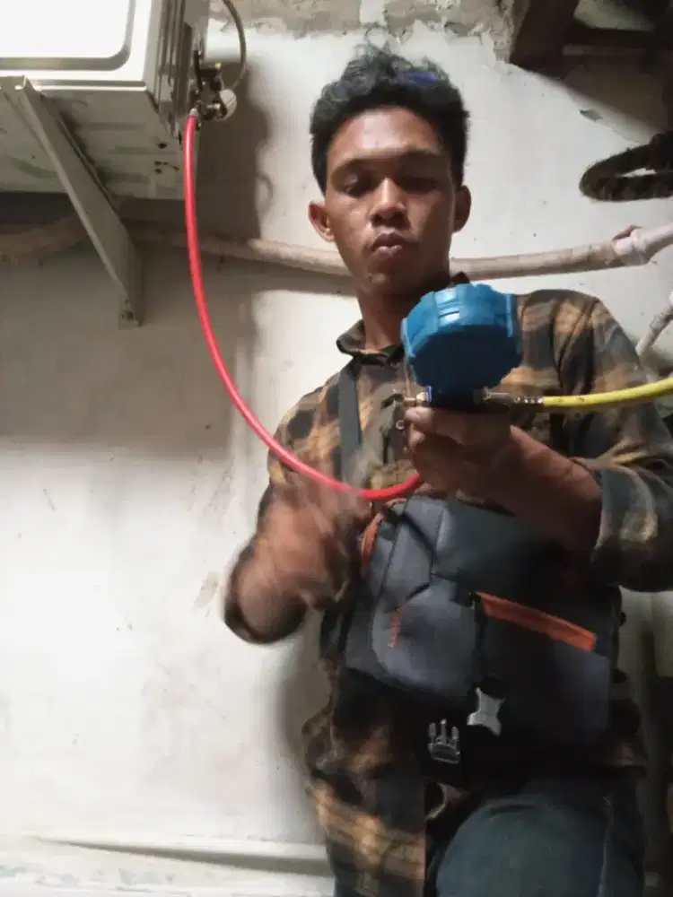 Perbaikan/perawatan ac