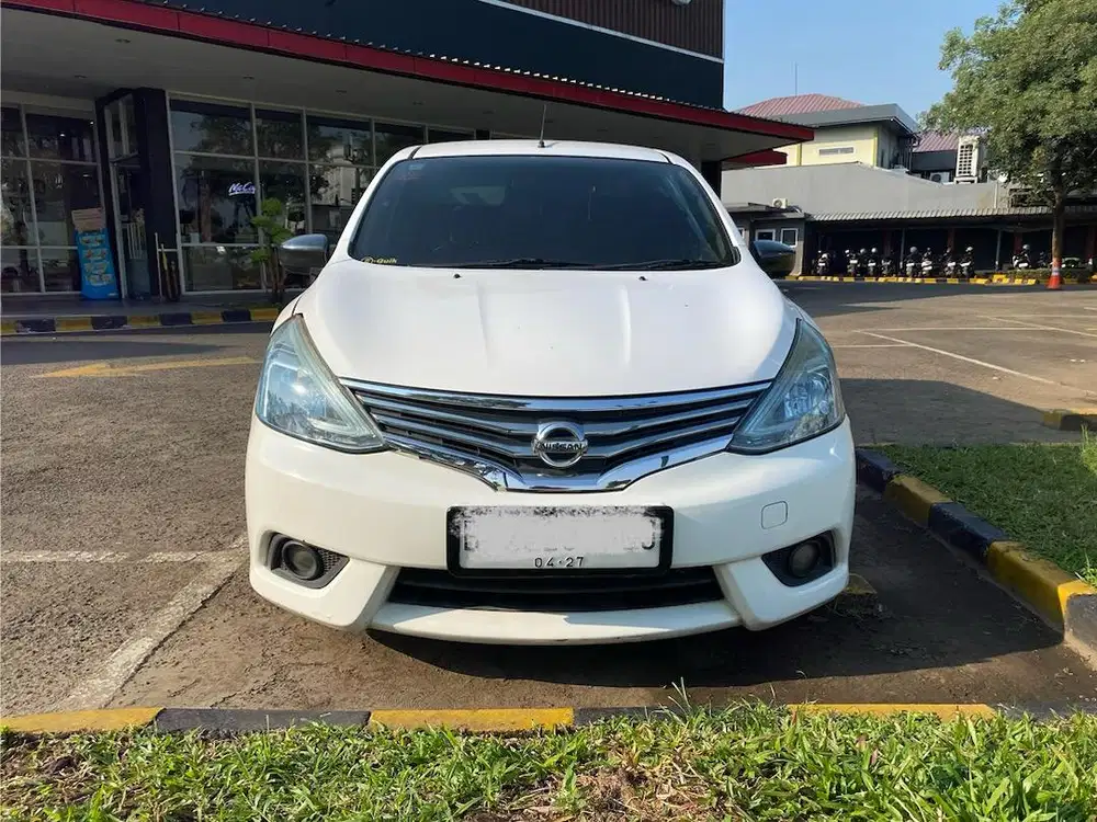 Nissan Grand Livina SV CVT Terawat