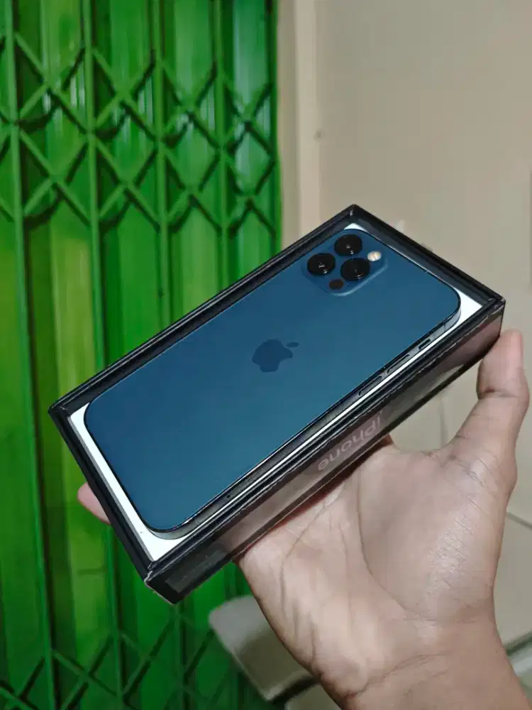 iPhone 12 pro 256gb iBox