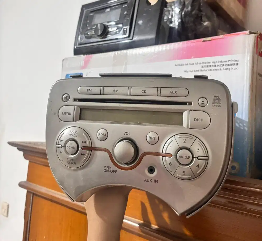 Head Unit Nissan March 2011 (Bekas)
