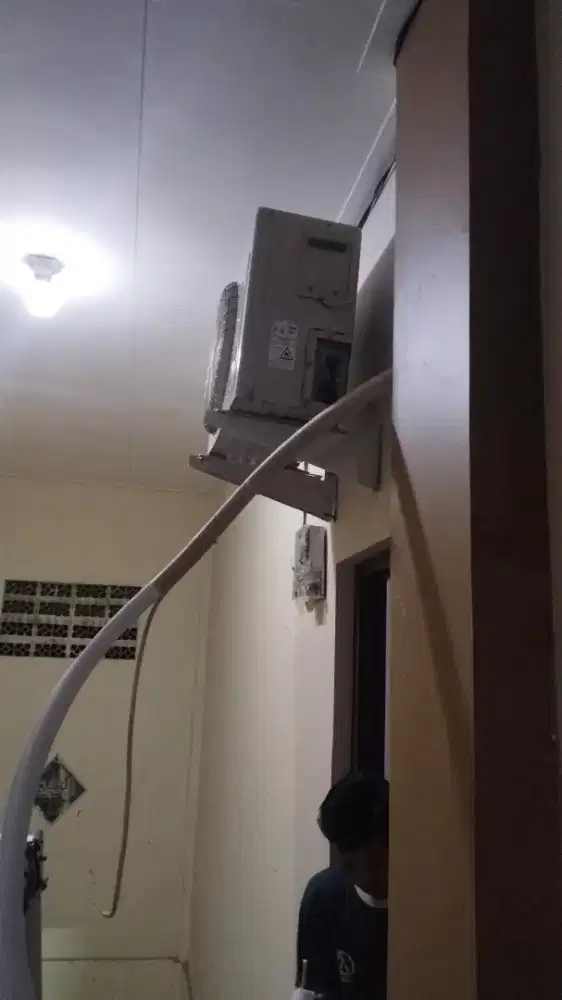 Jasa servis kulkas mesin cuci, AC dll