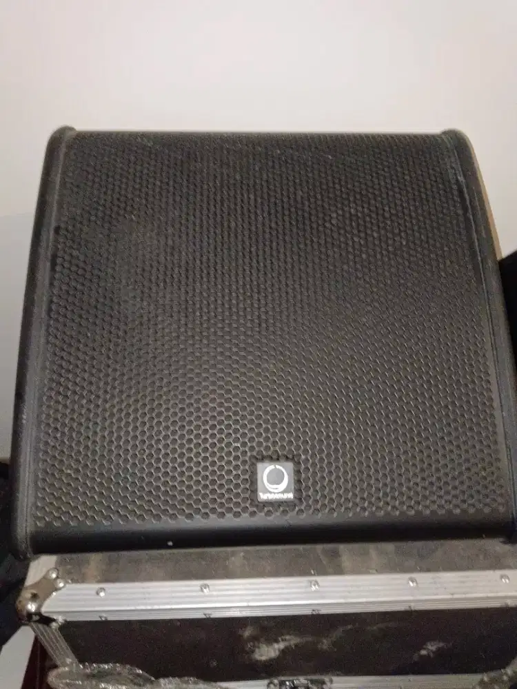 Jual cepat speaker turbosound 12 inch 1100 Watts 2 unit made England