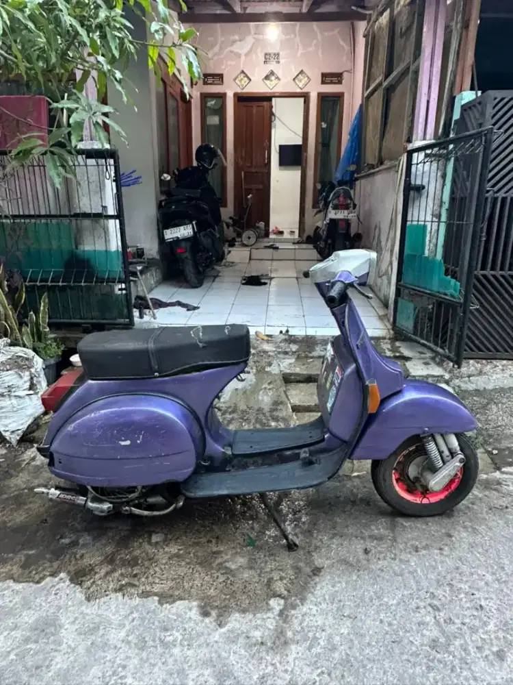 vespa ps 150 plat D