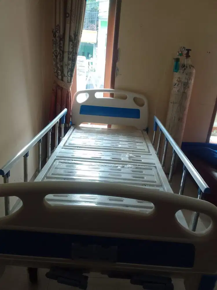 DIJUAL TEMPAT TIDUR RUMAH SAKIT