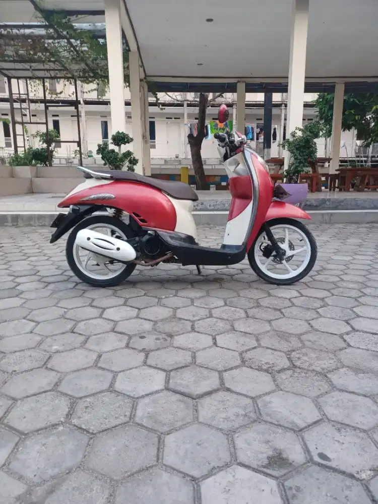 Jual Scoopy karbu thn 2012